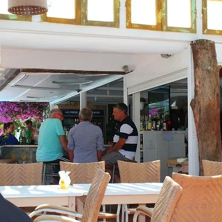 מלון דירות Melody 3*