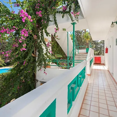 Melody פליראקי